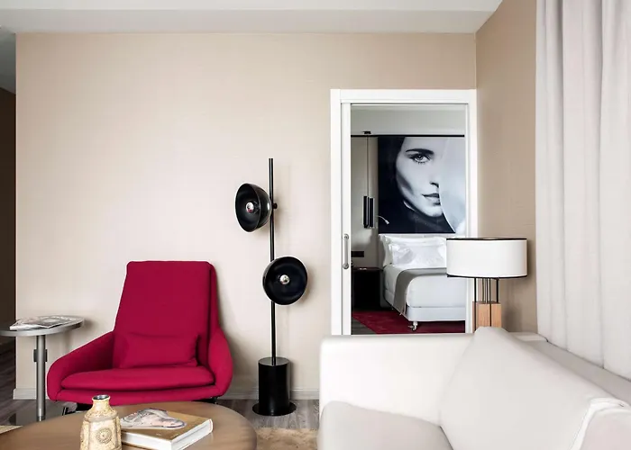 NH Collection Madrid Suecia