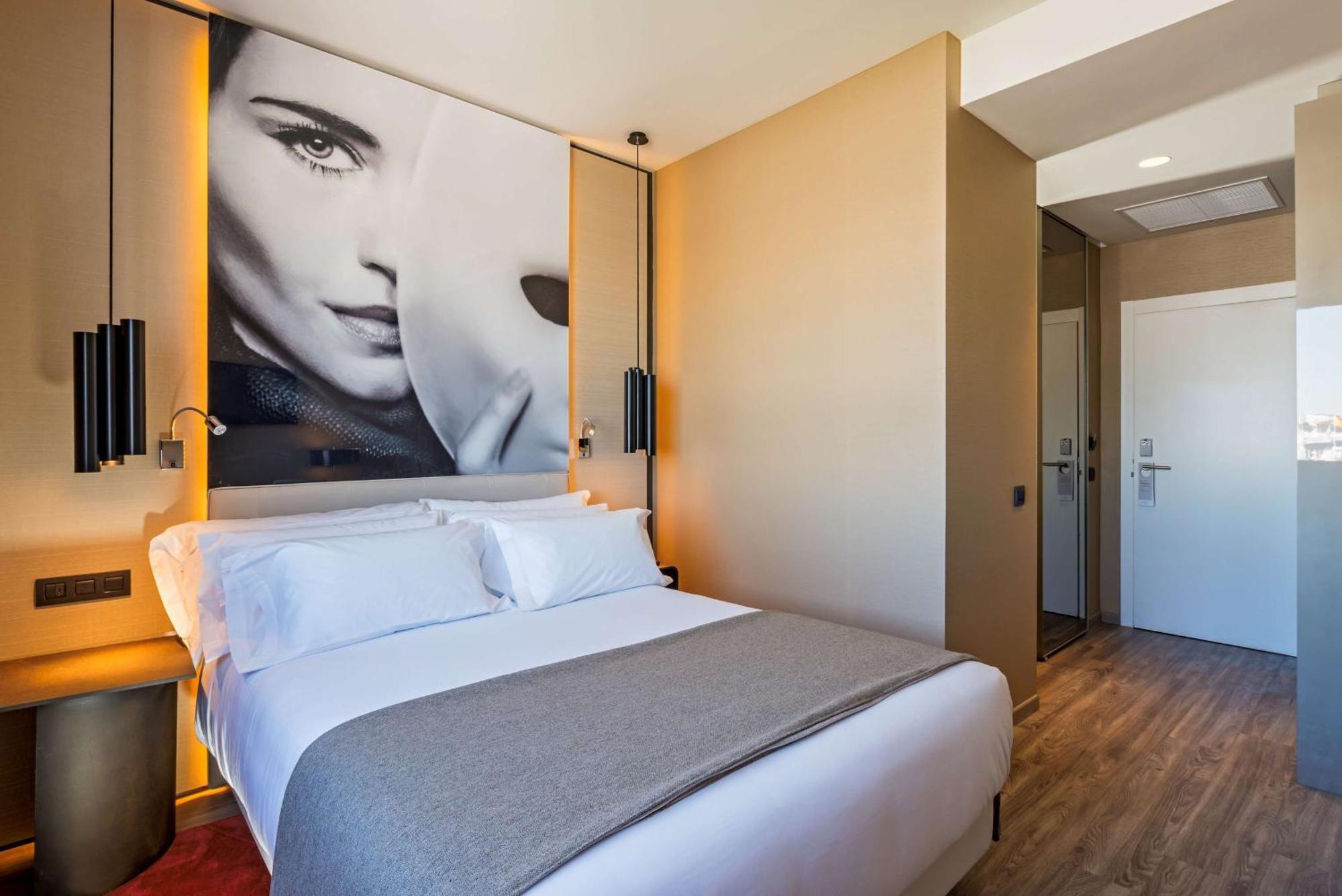 Nh Collection Suecia Hotel